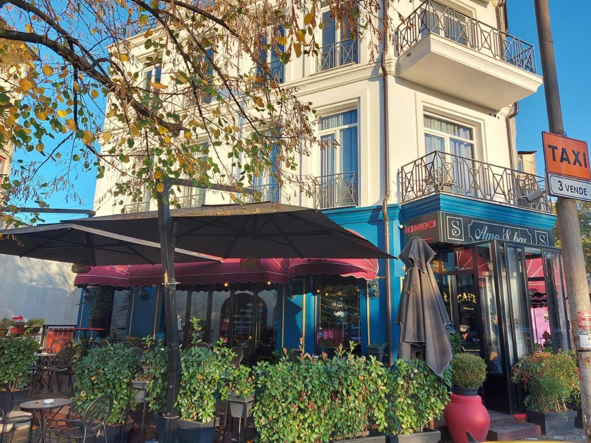 Amo'S Hotel Shkodër エクステリア 写真