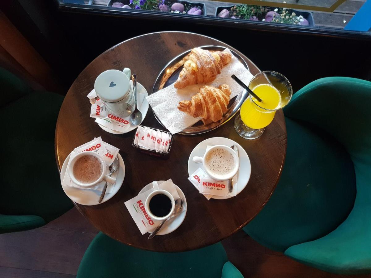 Amo'S Hotel Shkodër エクステリア 写真