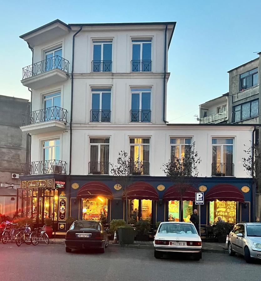Amo'S Hotel Shkodër エクステリア 写真
