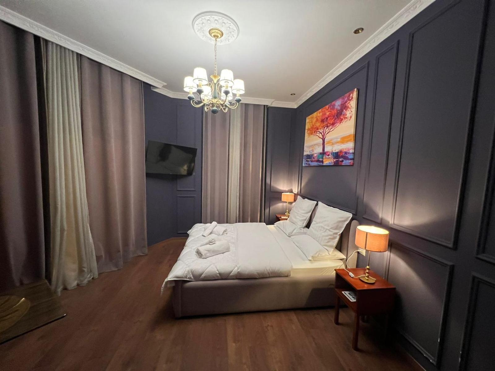 Amo'S Hotel Shkodër エクステリア 写真